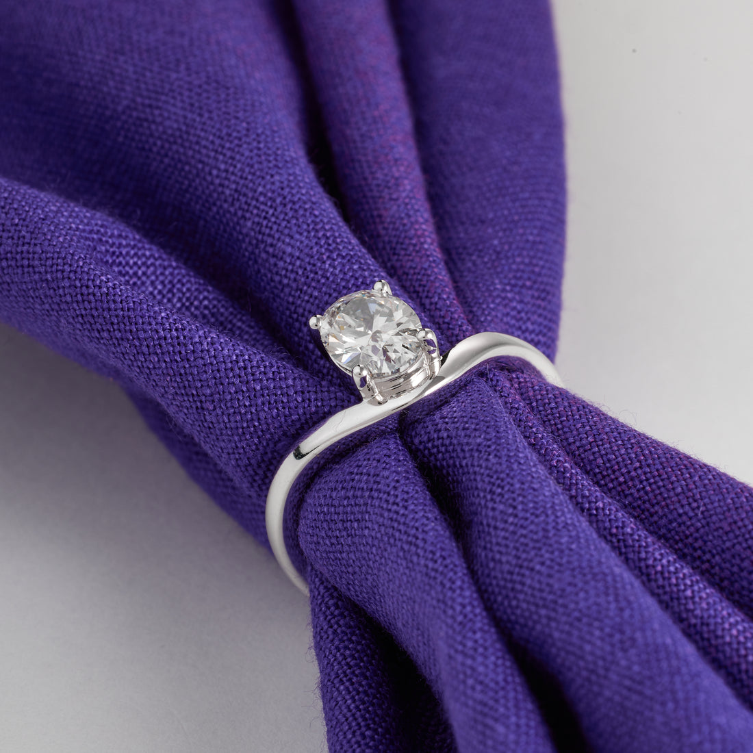 Oval Cut Lab Grown Diamond Engagement Ring, 1.00-5.00CT Oval Shape Solitaire Ring, D/E VVS-VS1 Platinum Chevron Ring, 2024 Trending Ring
