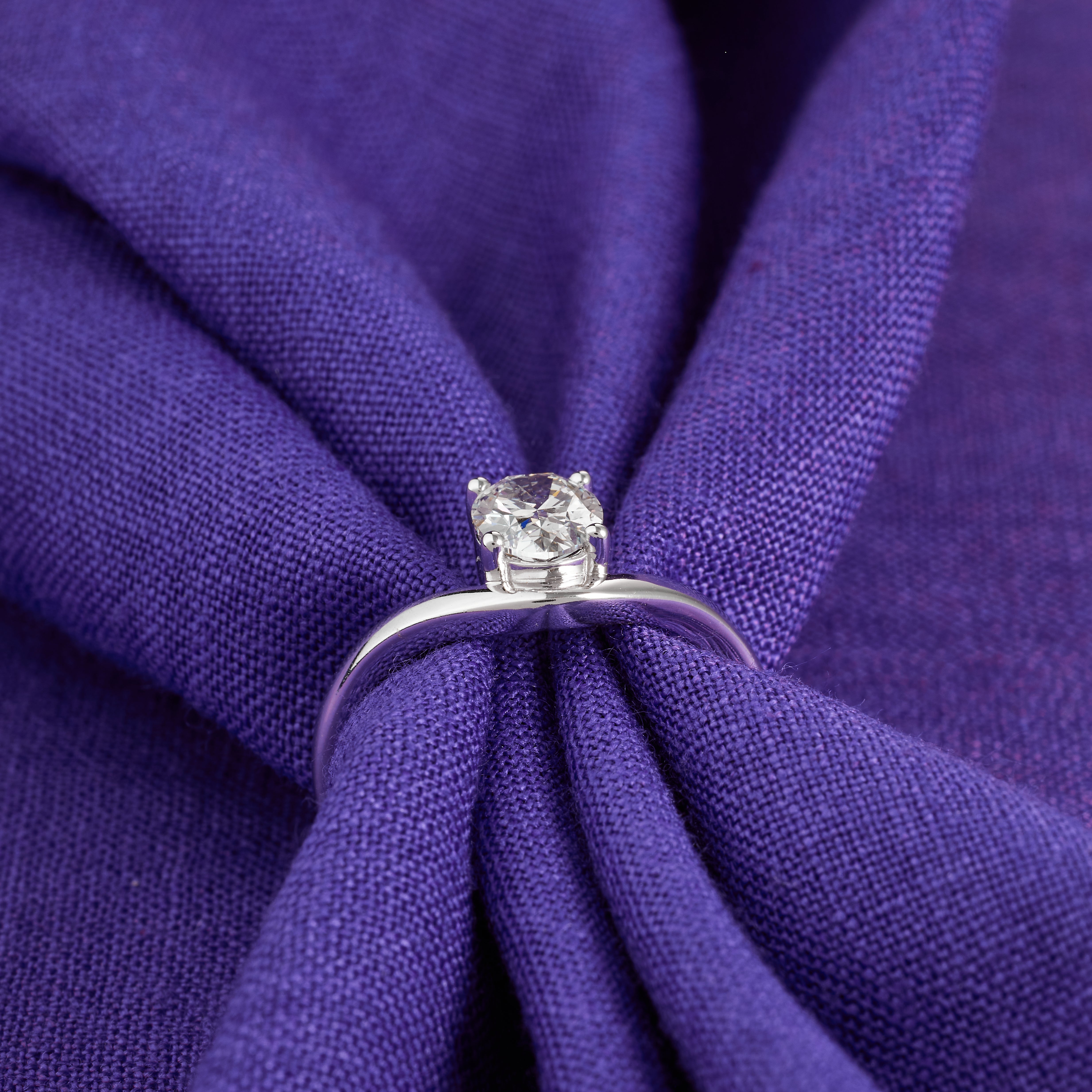 Oval Cut Lab Grown Diamond Engagement Ring, 1.00-5.00CT Oval Shape Solitaire Ring, D/E VVS-VS1 Platinum Chevron Ring, 2024 Trending Ring