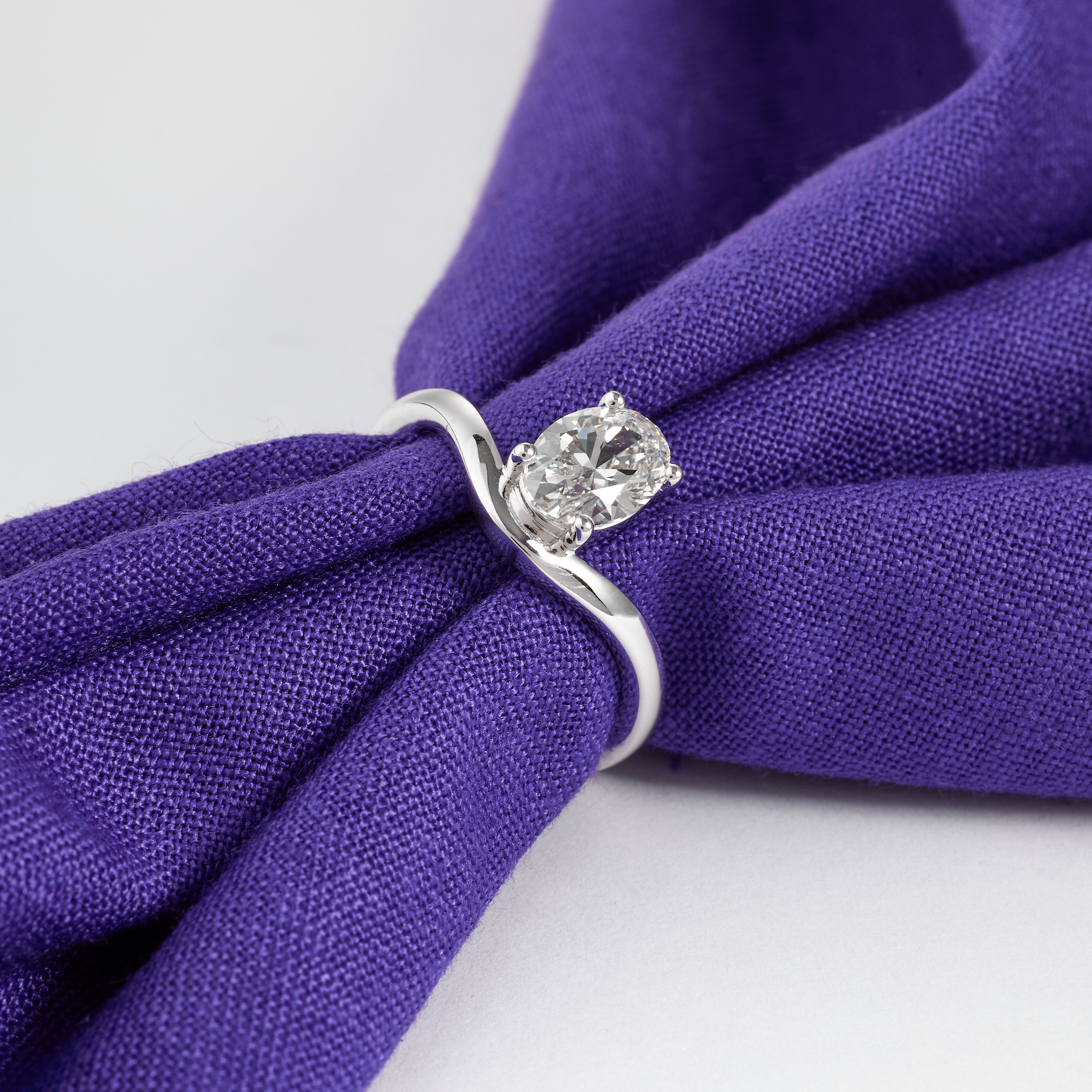 Oval Cut Lab Grown Diamond Engagement Ring, 1.00-5.00CT Oval Shape Solitaire Ring, D/E VVS-VS1 Platinum Chevron Ring, 2024 Trending Ring