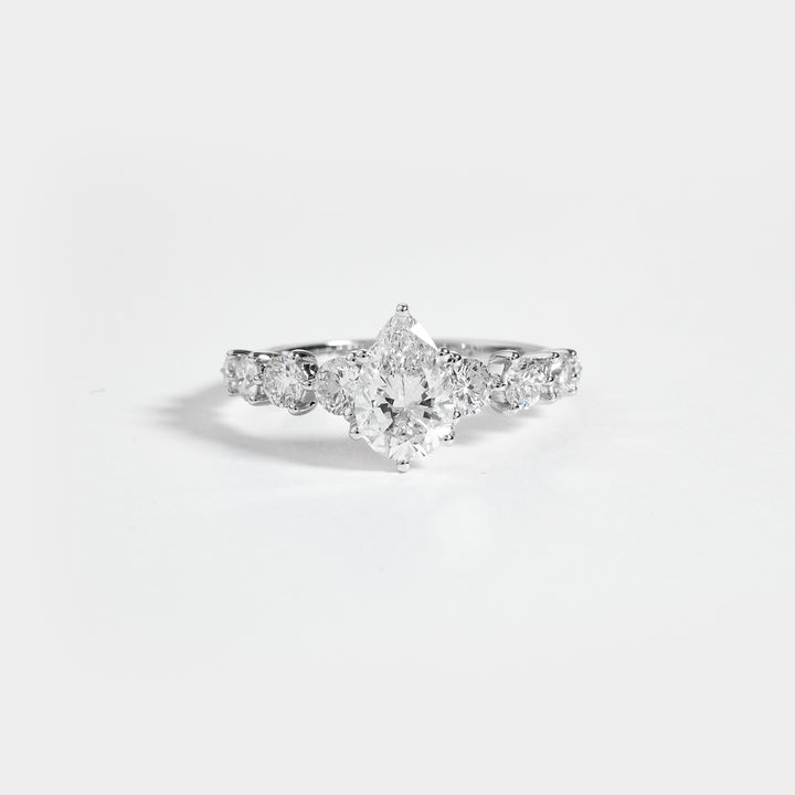 Pear Shaped Lab Grown Diamond Engagement Ring with Tapered Round Side Stones,Unique White Gold Bridal Ring,Vintage Inspired Graduated Ring
